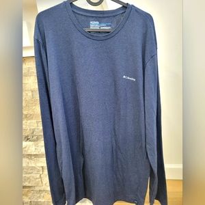 Columbia Men's Blue Long Sleeve Shirt